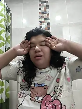 Snapshot of solnechka1 chatting on October 14, 2025, 1:45 pm solnechka1 online show from October 14, 2025, 1:45 pm