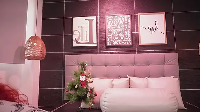 Snapshot of Thalia_Karlson chatting on December 17, 2025, 12:33 pm Thalia Karlson online show from December 17, 2025, 12:33 pm