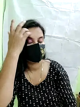 Snapshot of prema-khan chatting on November 1, 2025, 1:46 pm prema-khan online show from November 1, 2025, 1:46 pm