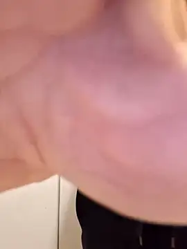 suisseitalie online show from November 21, 2025, 9:24 pm