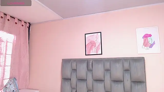 Snapshot of Ailyn_02 chatting on October 14, 2025, 8:09 pm Ailyn 02 online show from October 14, 2025, 8:09 pm