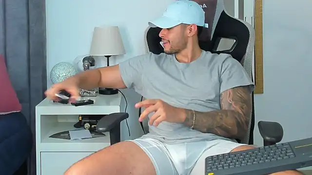 Ken mailik1 online show from November 12, 2025, 6:14 am