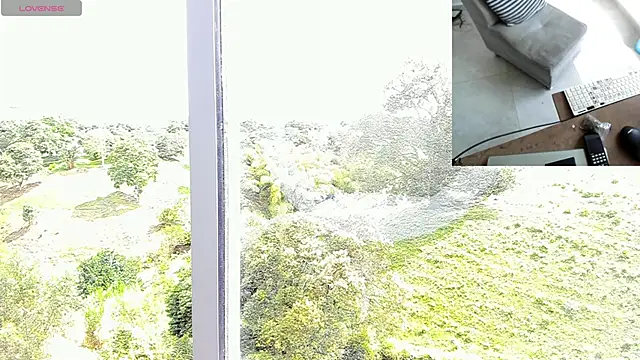 Snapshot of TheHotRoom69 chatting on November 2, 2025, 3:03 pm TheHotRoom69 online show from November 2, 2025, 3:03 pm