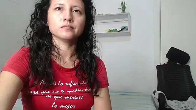 Renata Rivas online show from April 1, 2026, 4:13 am