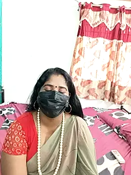 tamil-aunt online show from November 9, 2025, 4:22 am