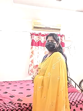 tamil-aunt online show from November 28, 2025, 4:37 am