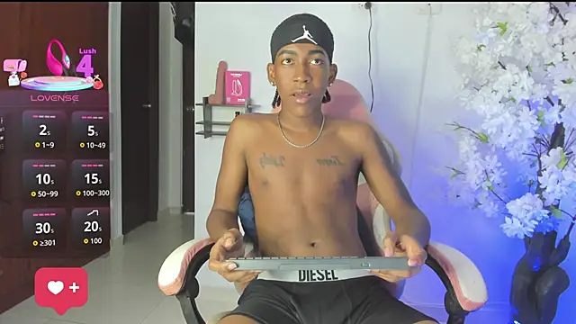 latin kay1 online show from March 23, 2026, 10:25 pm