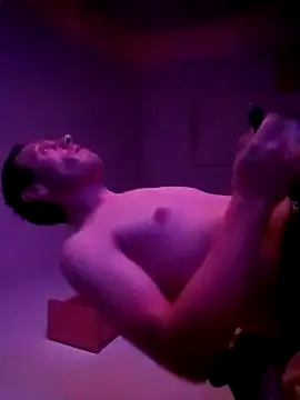 Snapshot of aripuppi95 chatting on November 10, 2025, 11:59 pm aripuppi95 online show from November 10, 2025, 11:59 pm