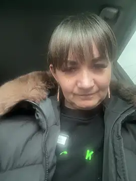 Butterfly8385 online show from February 19, 2026, 2:02 pm