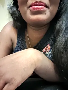 Lovely Payal online show from November 11, 2025, 4:18 pm