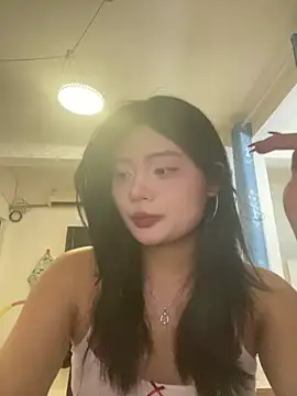 lan-xinh1 online show from October 12, 2025, 10:14 am