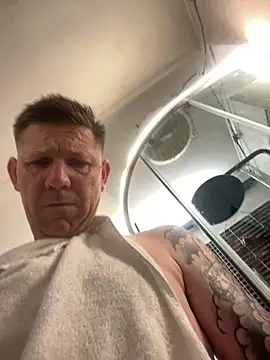 Snapshot of jayylizz69 chatting on November 12, 2025, 2:28 pm jayylizz69 online show from November 12, 2025, 2:28 pm