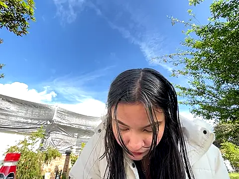  kita online show from November 15, 2025, 12:45 pm