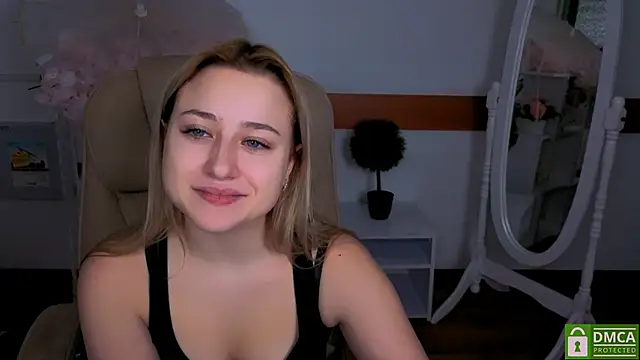 Snapshot of Lulu___Moon chatting on February 6, 2026, 8:45 pm Lulu Moon online show from February 6, 2026, 8:45 pm