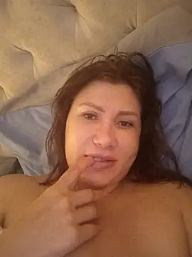 Snapshot of Ambika_beauty chatting on October 26, 2025, 8:42 am Ambika beauty online show from October 26, 2025, 8:42 am