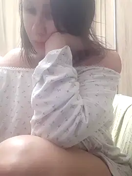 Snapshot of Ambika_beauty chatting on November 29, 2025, 12:13 am Ambika beauty online show from November 29, 2025, 12:13 am