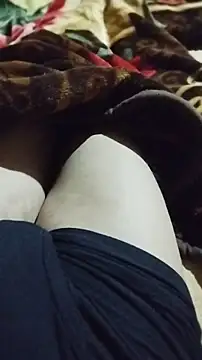 hotcouple79 online show from November 26, 2025, 7:37 pm