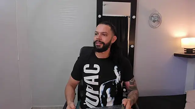 AlukardBig online show from November 12, 2025, 1:22 pm