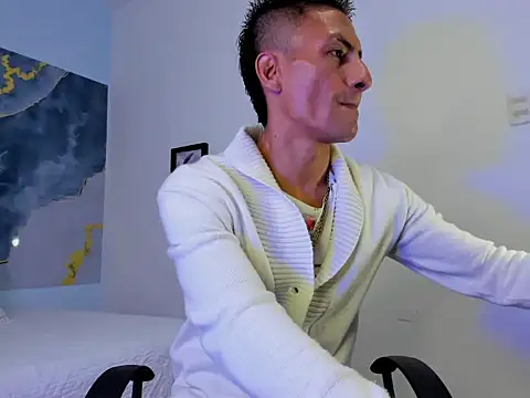 Snapshot of latin_crissex chatting on October 18, 2025, 11:55 am latin crissex online show from October 18, 2025, 11:55 am