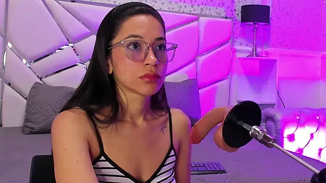 Snapshot of GabbiePrice chatting on February 26, 2026, 11:31 am GabbiePrice online show from February 26, 2026, 11:31 am