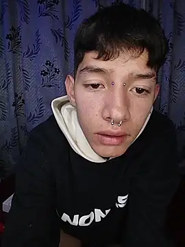 heyy noah11 online show from November 16, 2025, 2:39 am