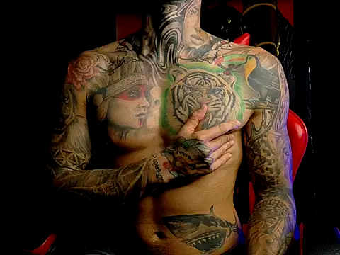 Molotov Explosive online show from March 3, 2026, 9:42 pm