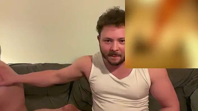 Snapshot of CurvyMilfWithBigJugs chatting on October 20, 2025, 5:02 pm CurvyMilfWithBigJugs online show from October 20, 2025, 5:02 pm