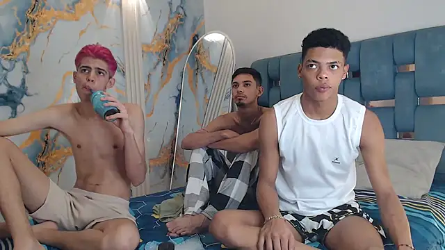 Snapshot of EMPIRE_BOYS1 chatting on May 9, 2026, 7:30 pm EMPIRE BOYS1 online show from May 9, 2026, 7:30 pm