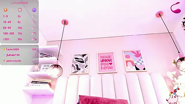 Isabella  gonzalez  online show from November 19, 2025, 9:42 am