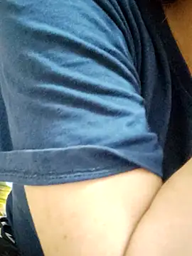 Tanha18 online show from December 13, 2025, 7:53 pm