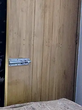 Snapshot of Tanha18 chatting on January 16, 2026, 2:54 pm Tanha18 online show from January 16, 2026, 2:54 pm