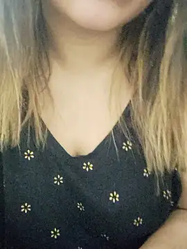 Snapshot of Tanha18 chatting on January 17, 2026, 7:24 am Tanha18 online show from January 17, 2026, 7:24 am