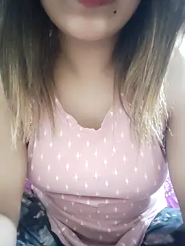 Snapshot of Tanha18 chatting on January 31, 2026, 7:11 pm Tanha18 online show from January 31, 2026, 7:11 pm