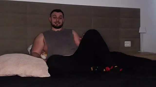 Snapshot of BriannSmith chatting on February 27, 2026, 1:33 pm BriannSmith online show from February 27, 2026, 1:33 pm