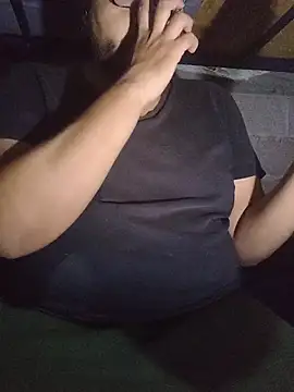 axel-spr online show from November 2, 2025, 4:04 am