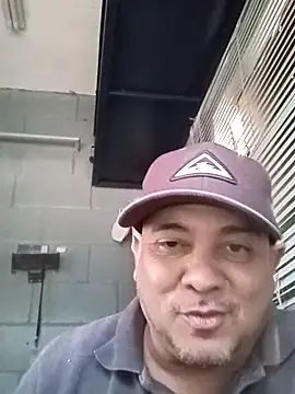 valboy08 online show from January 11, 2026, 11:37 am