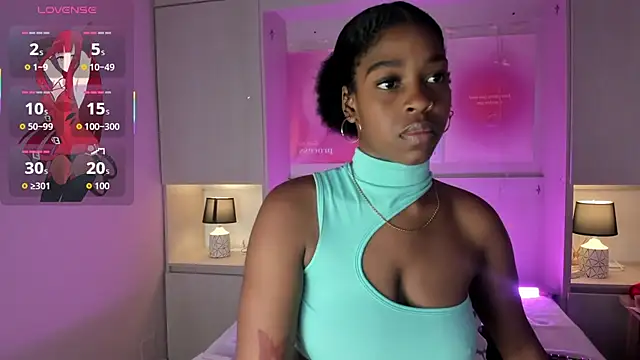 MaraBaker online show from November 11, 2025, 11:43 am