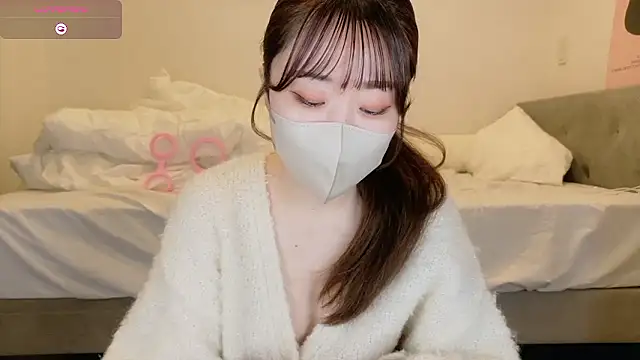 Snapshot of yura_ra_ra chatting on May 13, 2026, 1:08 pm yura ra ra online show from May 13, 2026, 1:08 pm