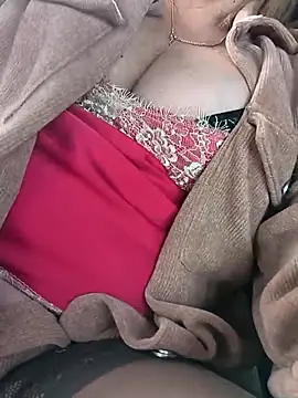 Monellaxx online show from March 4, 2026, 1:50 pm