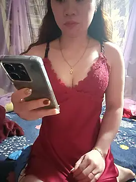 Snapshot of LeanaLy chatting on January 12, 2026, 2:06 am LeanaLy online show from January 12, 2026, 2:06 am