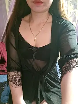 Snapshot of LeanaLy chatting on February 11, 2026, 1:10 am LeanaLy online show from February 11, 2026, 1:10 am