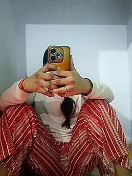 PG girl 12th online show from January 15, 2026, 10:09 am