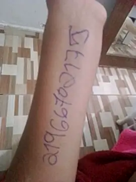 Camilanifeta online show from January 12, 2026, 3:34 am