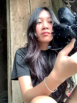 linh-lan1 online show from October 29, 2025, 6:59 am