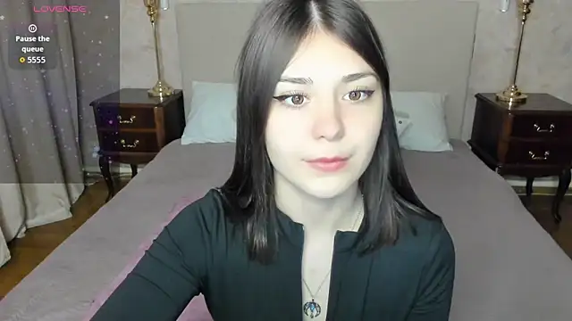 Snapshot of MargoChill chatting on February 5, 2026, 2:22 pm MargoChill online show from February 5, 2026, 2:22 pm