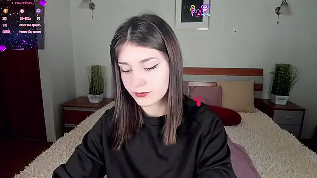 Snapshot of MargoChill chatting on February 18, 2026, 2:24 pm MargoChill online show from February 18, 2026, 2:24 pm