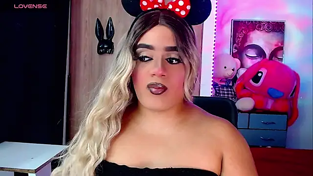 Sofiabigcock22 online show from October 18, 2025, 8:53 pm