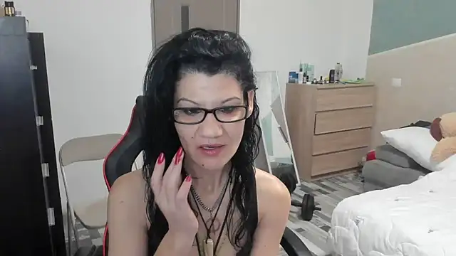 SweetSin40 online show from March 18, 2026, 9:40 pm