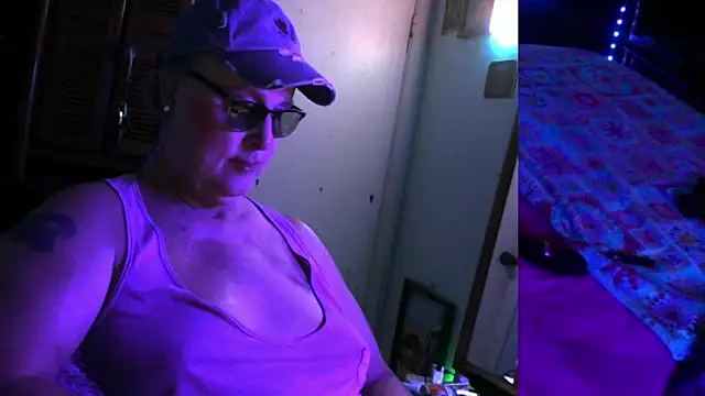 JasmineAurora online show from October 16, 2025, 4:46 am