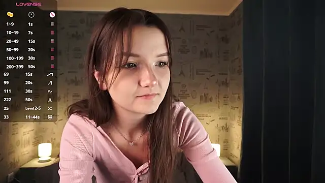  Cute World  online show from October 26, 2025, 9:42 pm